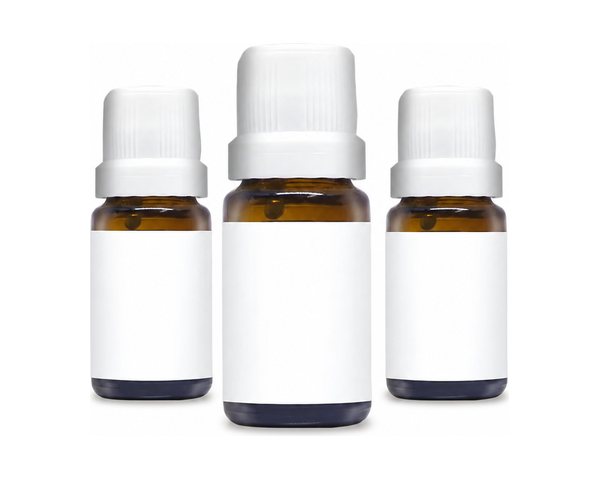 Frascos de óleo essencial com rótulo em branco